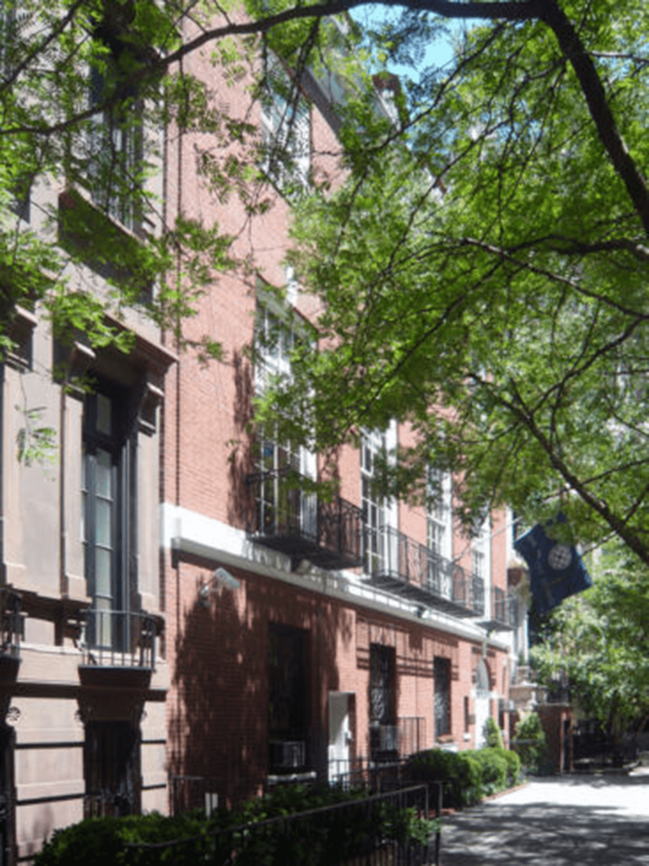 The Hewitt School EW Howell