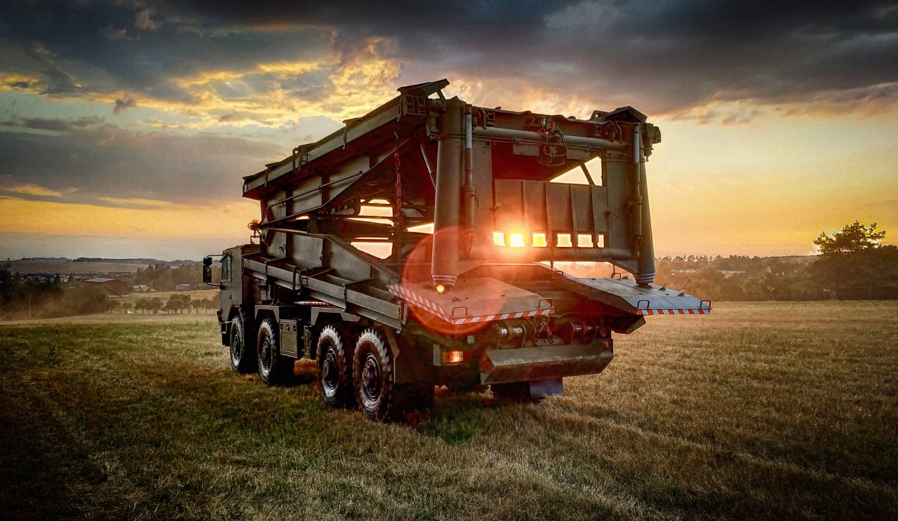 Engineering vehicles Military vehicles & equipment