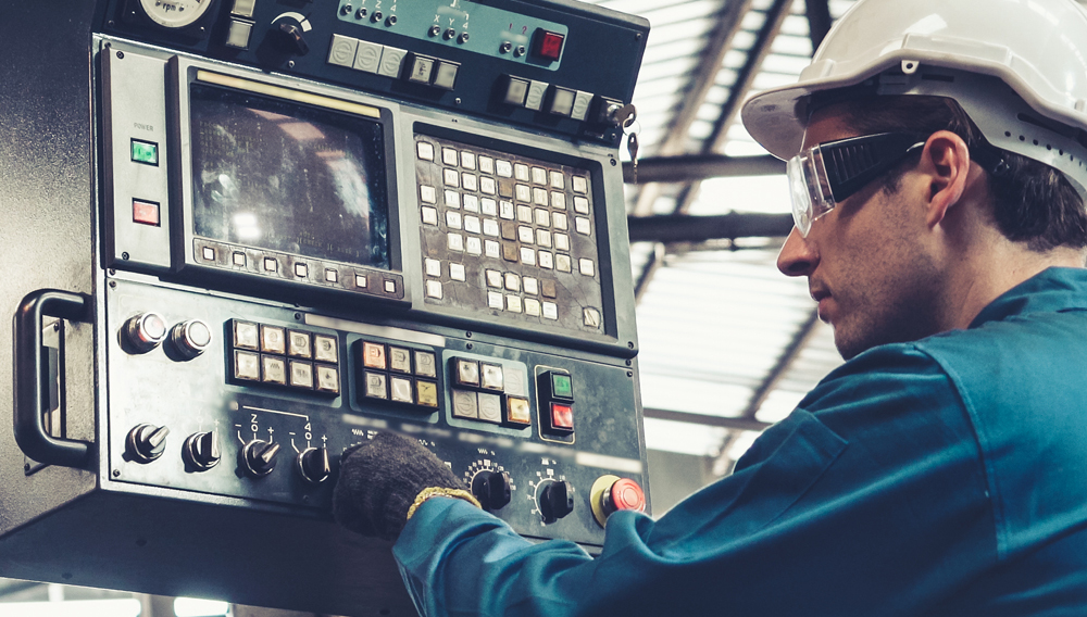 Excelsior University What Is a Machine Operator?