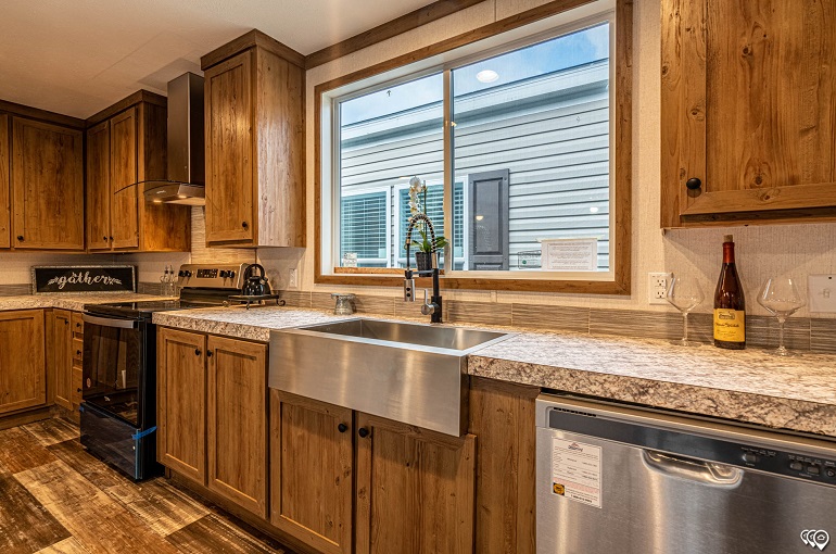 Image Gallery for 28684Y Sandalwood XL by Fleetwood Homes — Exit 107