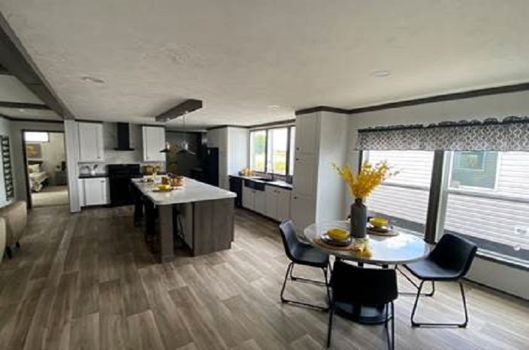 Image Gallery for 28764E Sandalwood XL by Fleetwood Homes — Exit 107