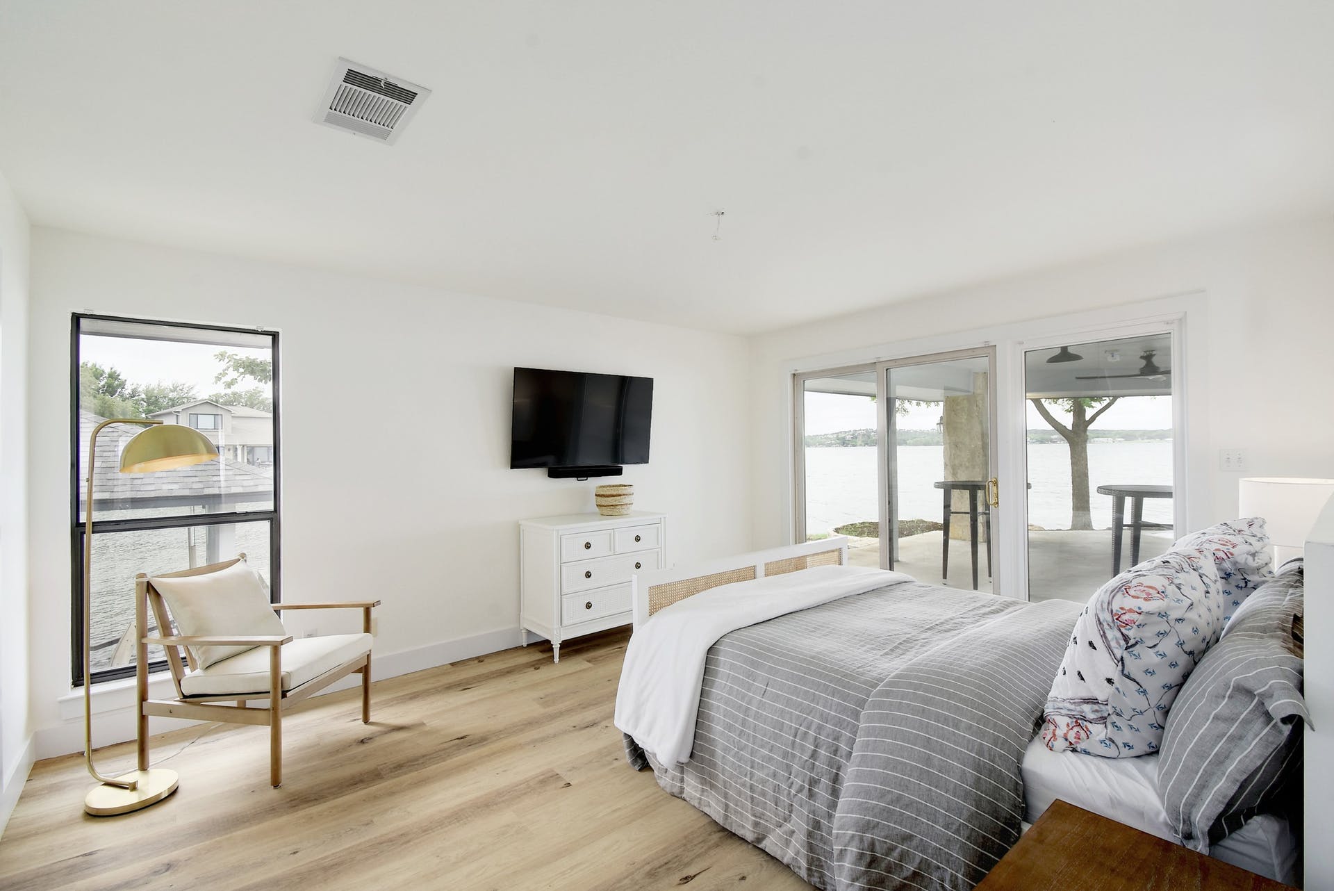 The Beacon [Austin, 4bd/3ba] Experience Guide LLC