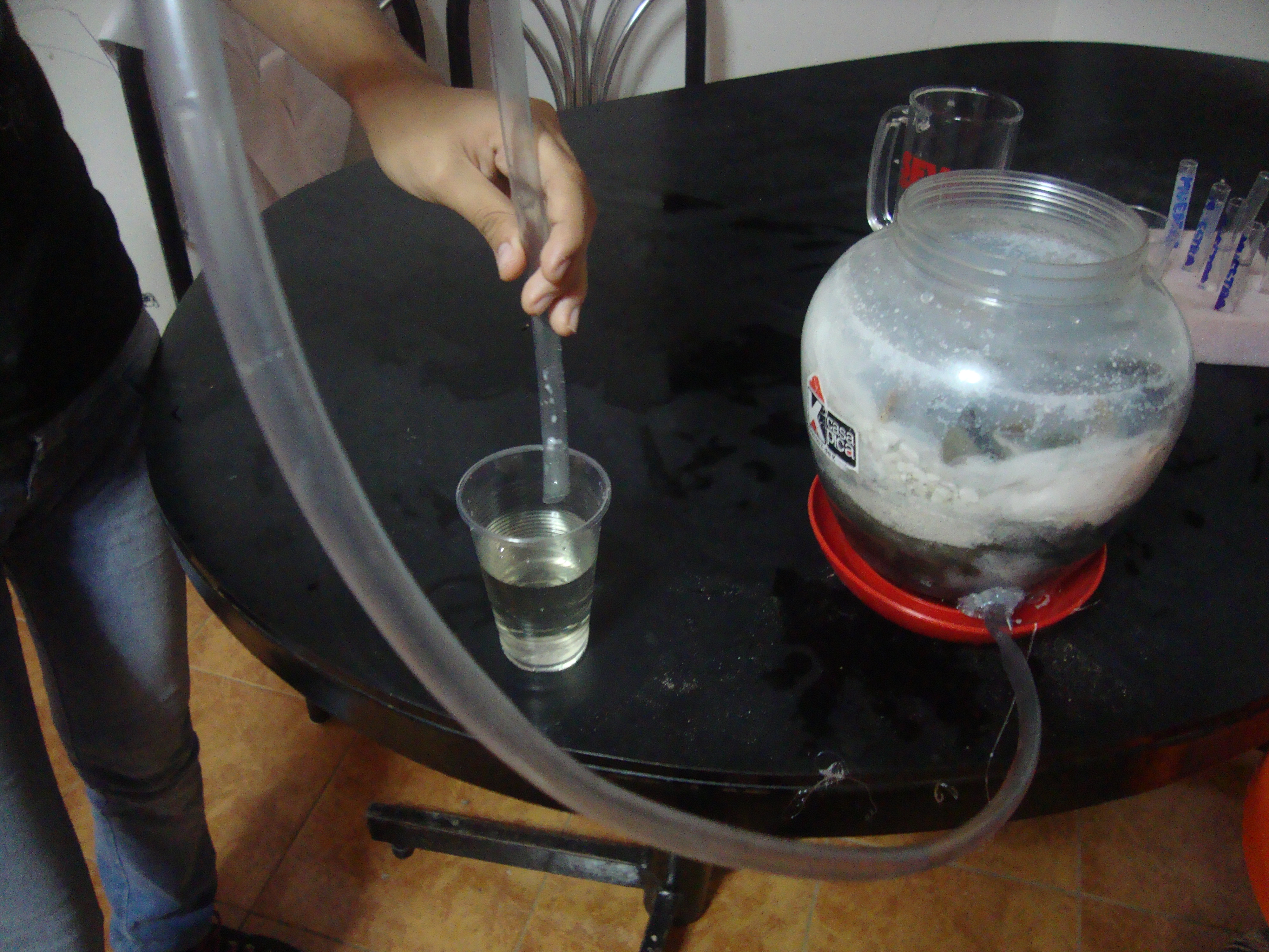 Experimento Elaboración de un filtro para reciclaje de agua