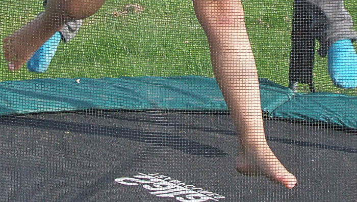 🥇 13 Modelle, 1 klarer Testsieger Minis Trampolin Test 08/2019