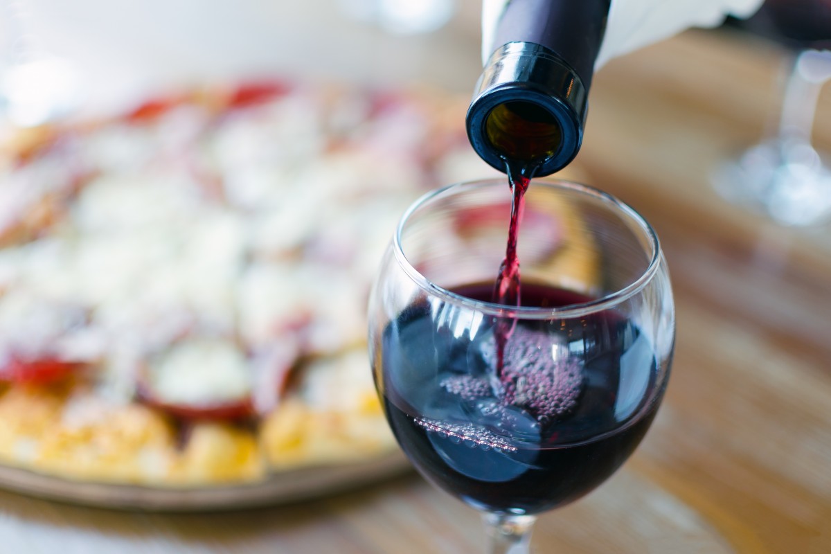 Wein zu Pizza Rotwein passt fast immer (Teil 1)