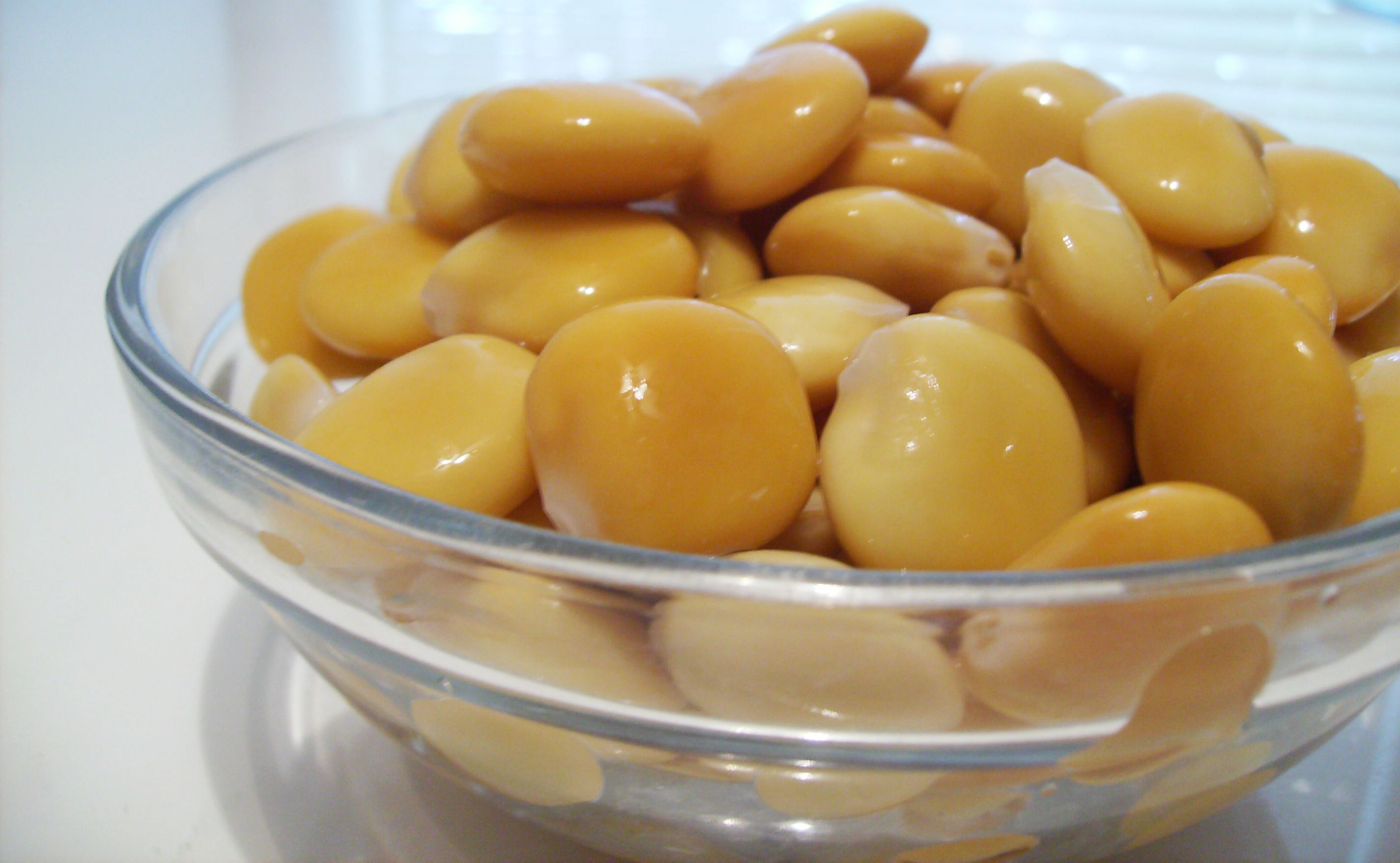 Exploits of a Vegan Wannabe » Blog Archive 7/14 Lupini Beanies
