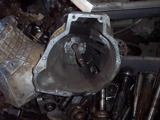 3.0 Vs 4.0 Bolt Pattern | Ford Explorer - Ford Ranger Forums - Serious Explorations