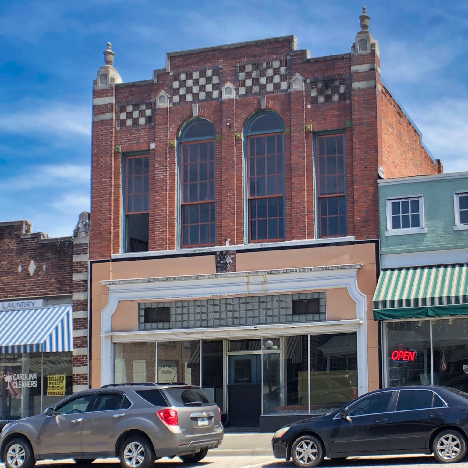 232 E Main Explore South Carolina