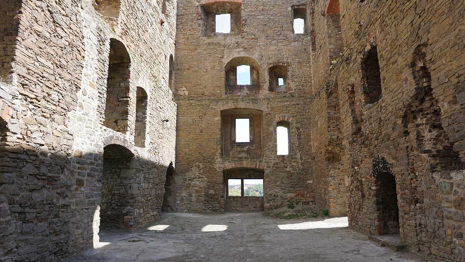 Burg Arnstein Eine der größten mittelalterlichen Burgruinen im Harz