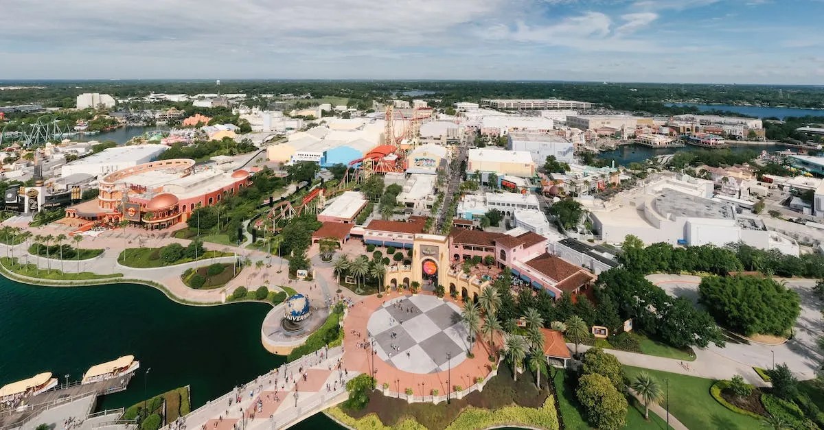 Can You See Cuba From Florida? Eye And Pen