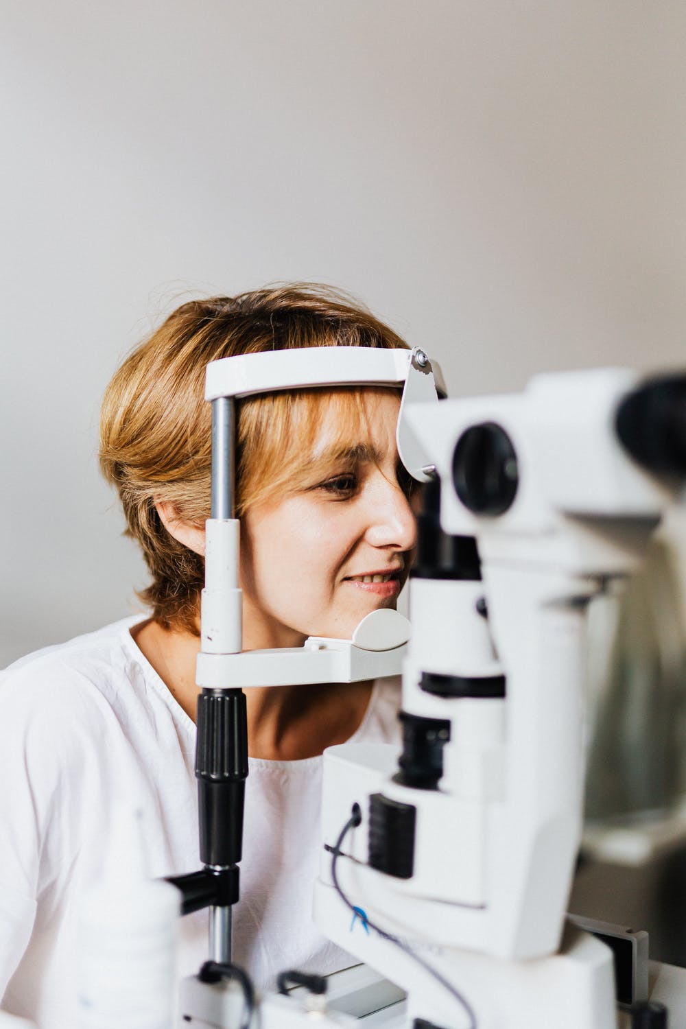 What is Done During an Eye Exam? Premier Eye care & Surgery Center