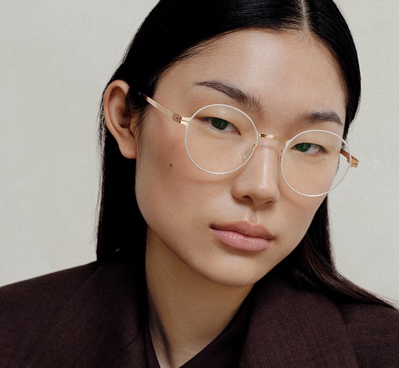 What Are the Different Types of Eyewear Hinges? A Comprehensive