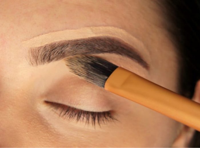 How long do eyebrow wax burns last?