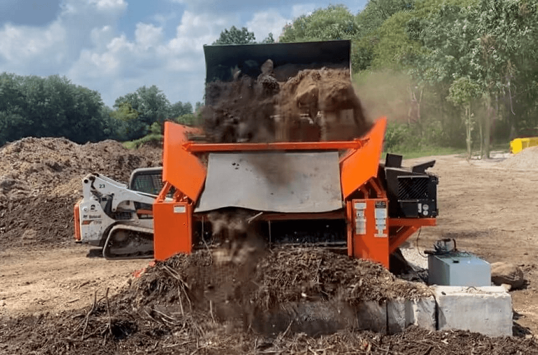 EZScreen 1700 The Rugged & Versatile Topsoil Screener