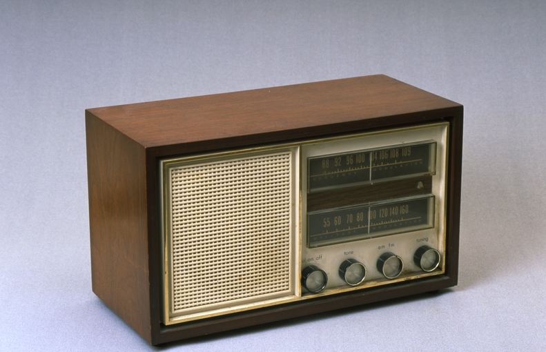 What Are The Advantages And Disadvantages Of Radio Advertising Ezilon