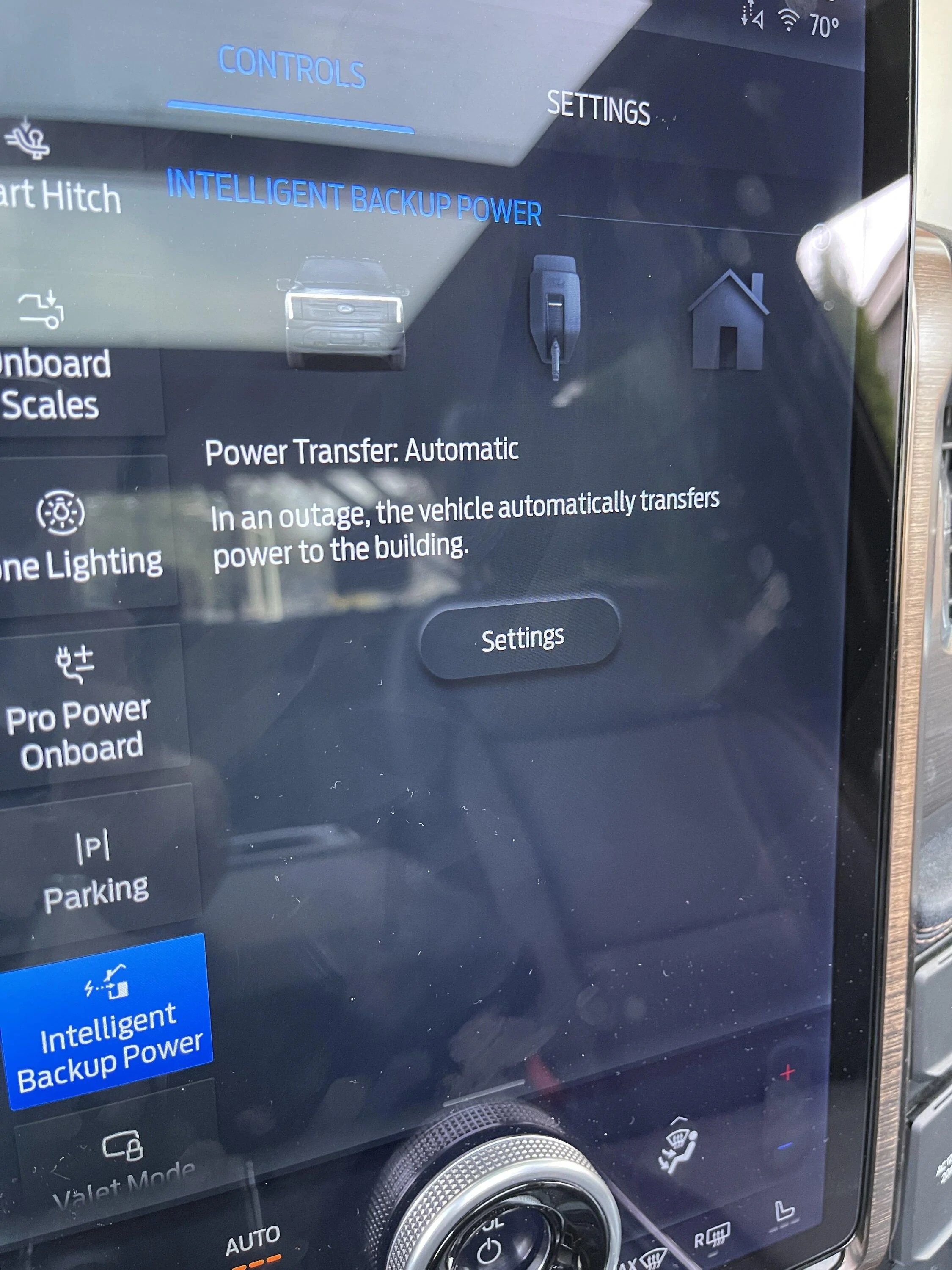 Installing a Home Integration System for Intelligent Backup Power