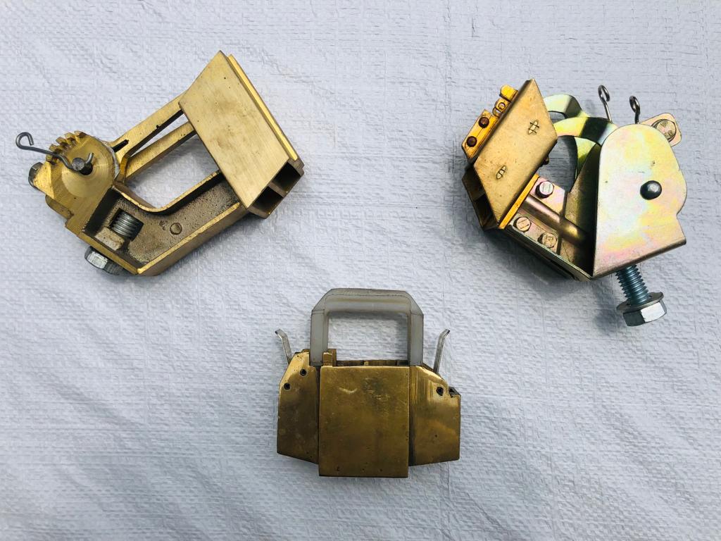 Top brush holder dealers in Noida & India FABCO UNIVERSAL