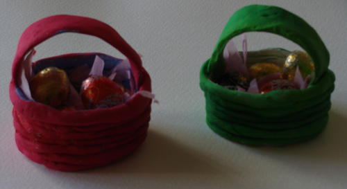 Fab Mums » Monday crafts clay Easter baskets filled with shredded