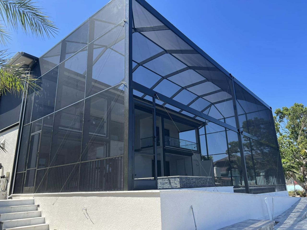 Dive into Florida's Pool Enclosure Laws A ClearCut Overview