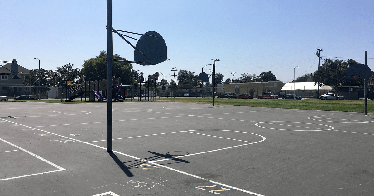 Rent Blacktop / Basketball Courts in Santa Ana