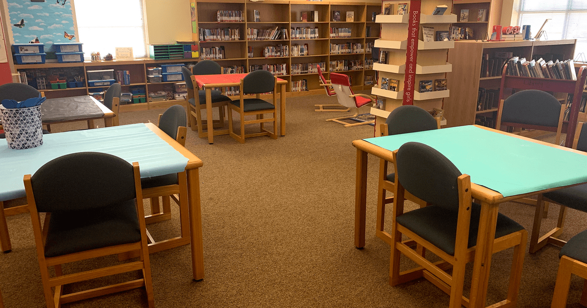 Rent Library in Creedmoor