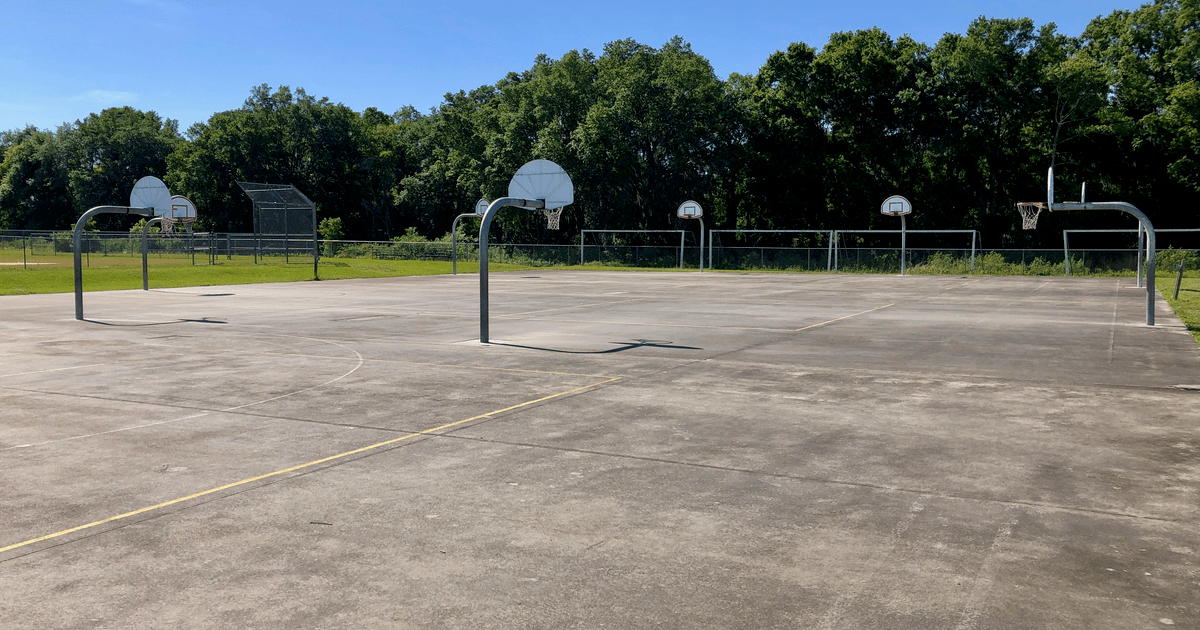 Rent Outdoor Basketball Courts in Lakeland