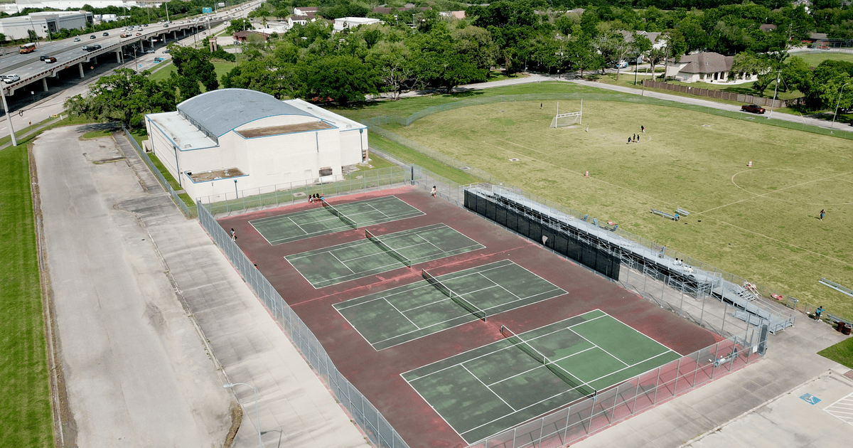 Rent Tennis Courts in Missouri City