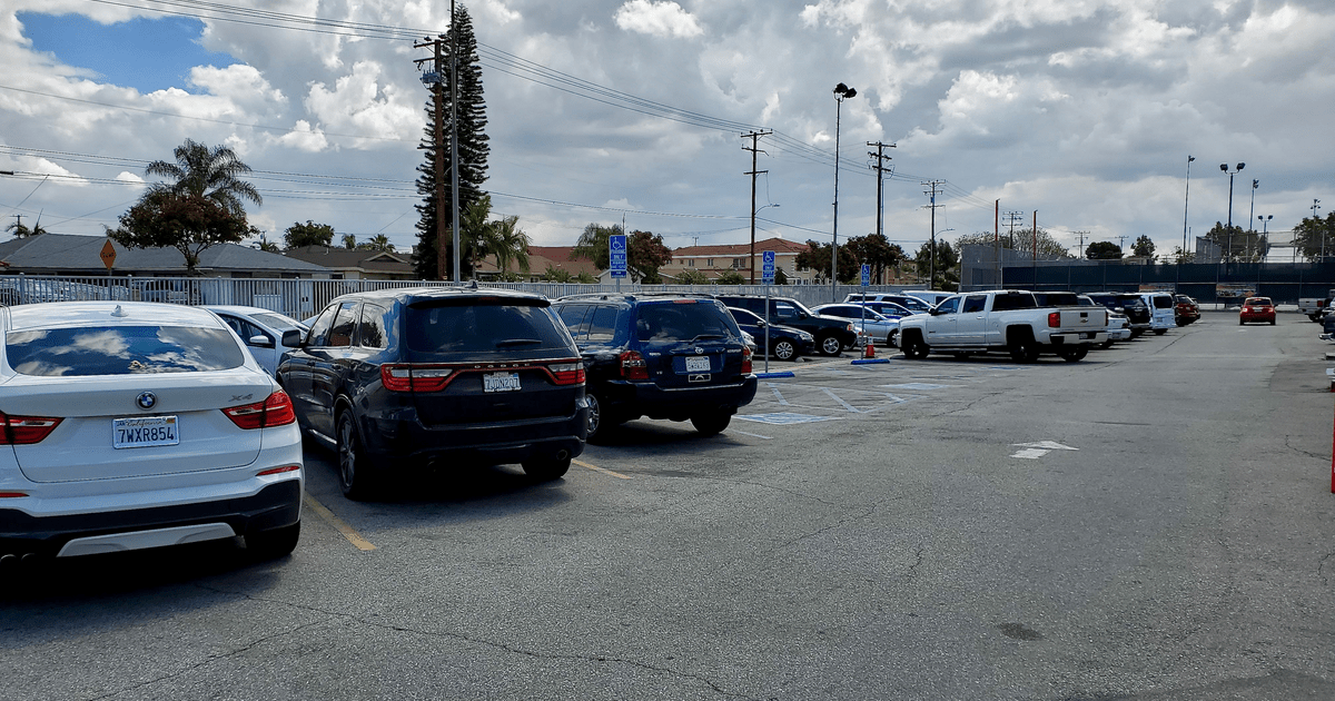 Rent Parking Lot in Baldwin Park