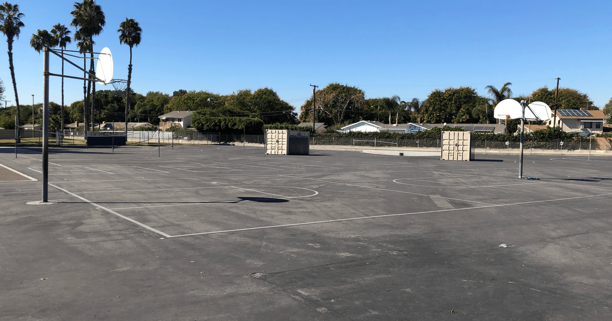 Rent Outdoor Basketball Courts in Anaheim