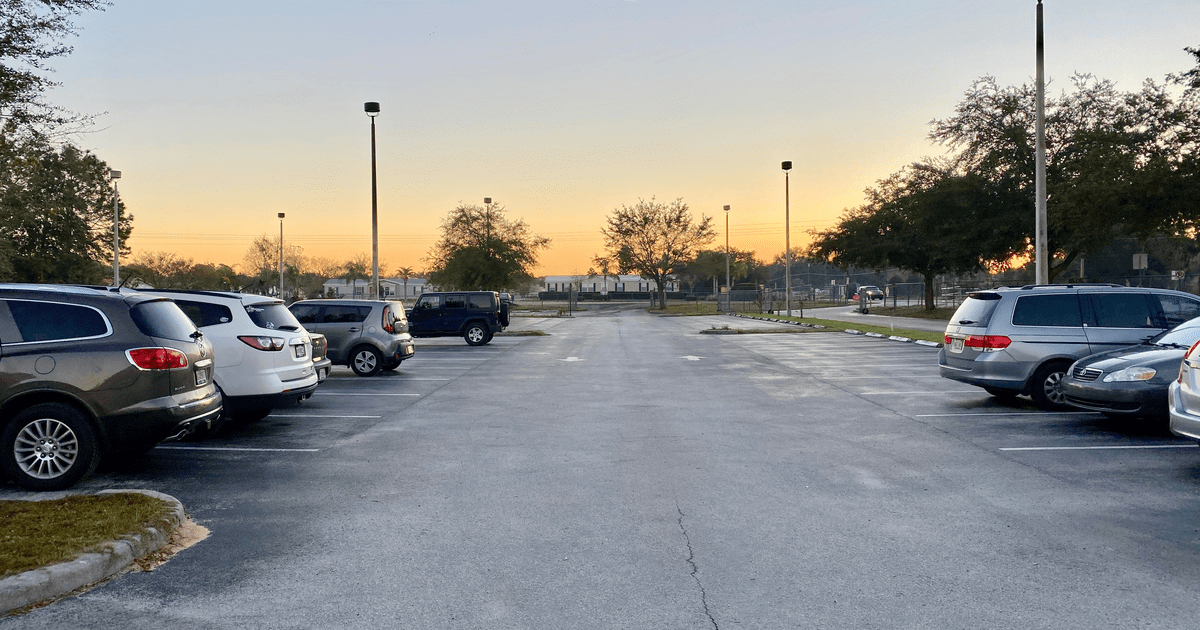 Rent a Parking Lot in Astatula FL 34705