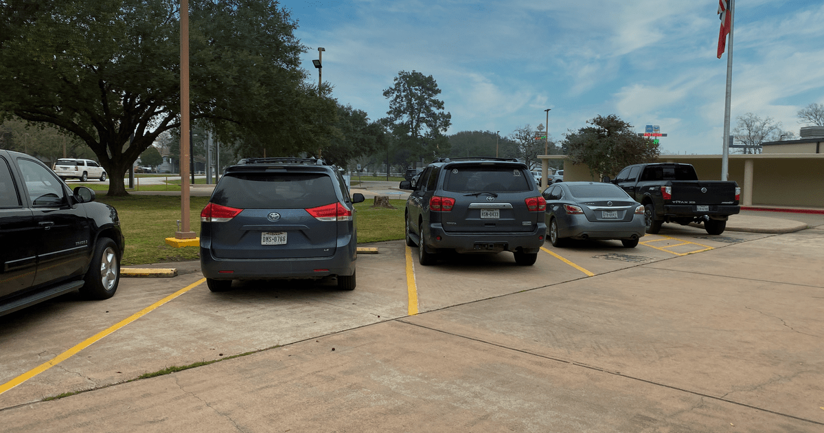 Rent a Parking Lot in Beasley TX 77417