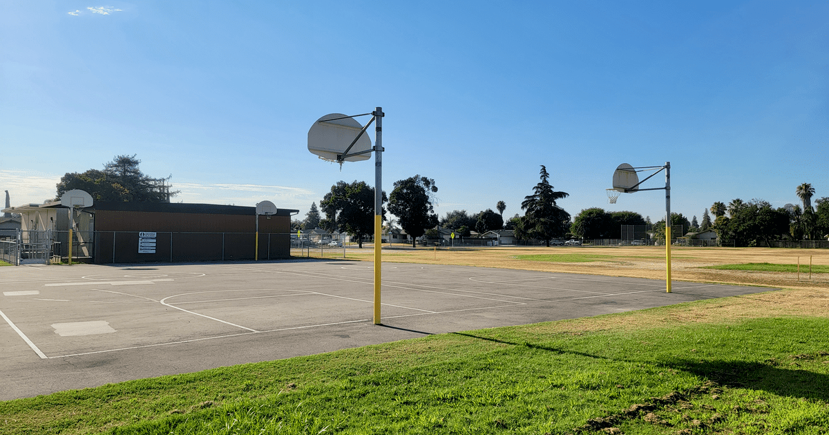 Rent a Basketball Courts (Outdoor) in Visalia CA 93277
