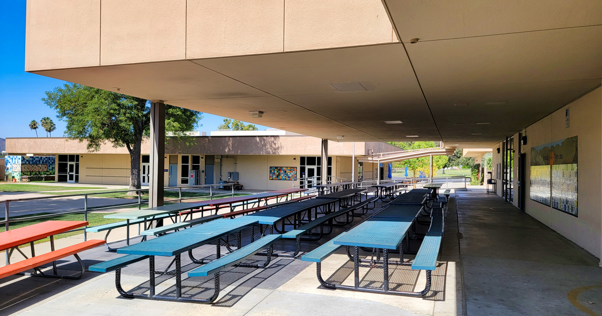 Rent a Outdoor Area in Oak Park CA 91377