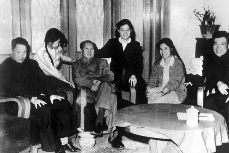 25 Strange But True Facts About Chairman Mao