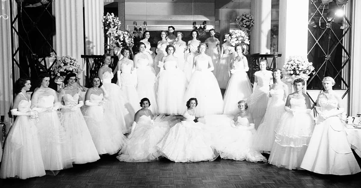 Glamorous Facts About The Wild World Of Debutante Balls