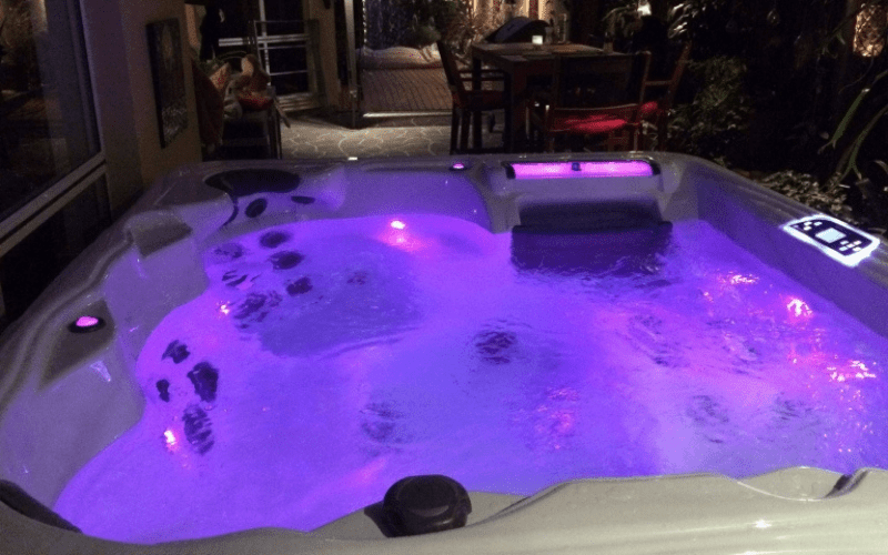 How Does Hydrotherapy Work? Hot Tubs & Swim Spas