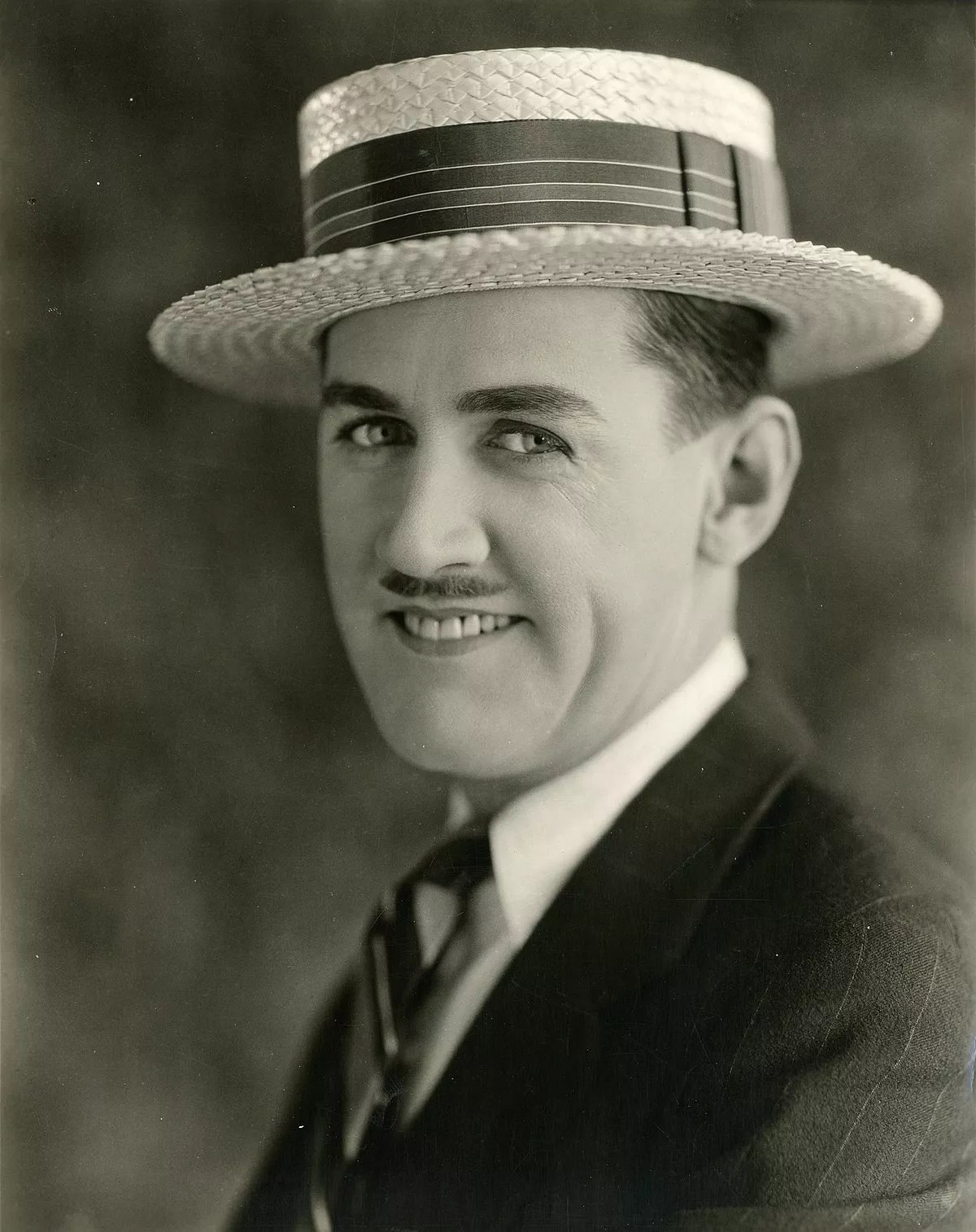 25 Facts About Charley Chase | FactSnippet