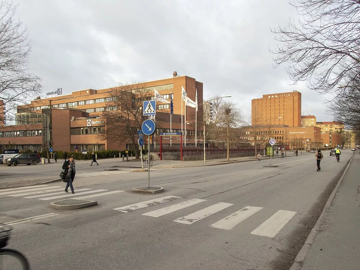 10 Facts About Electrolux FactSnippet