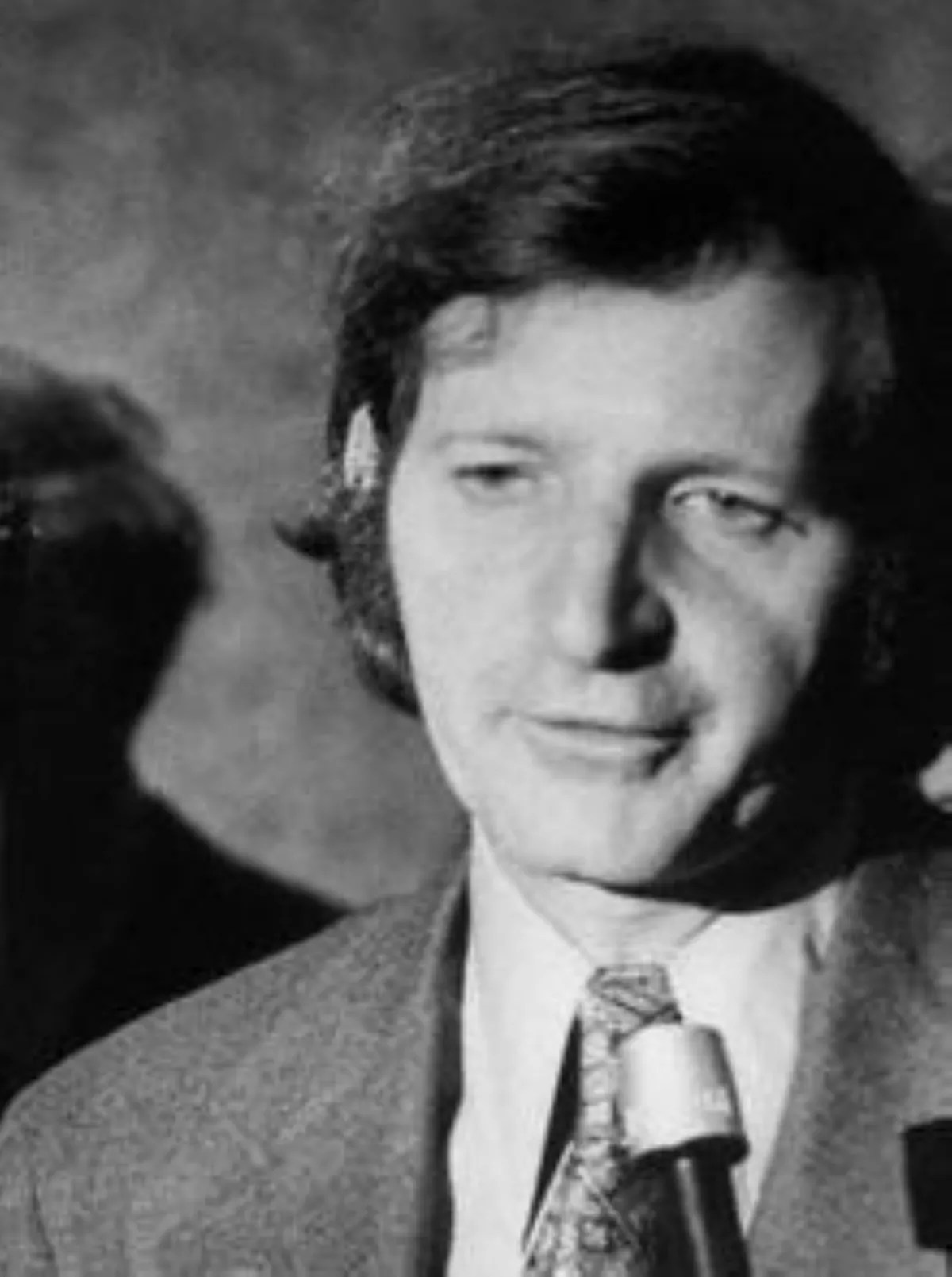 12 Facts About Leonard Weinglass FactSnippet