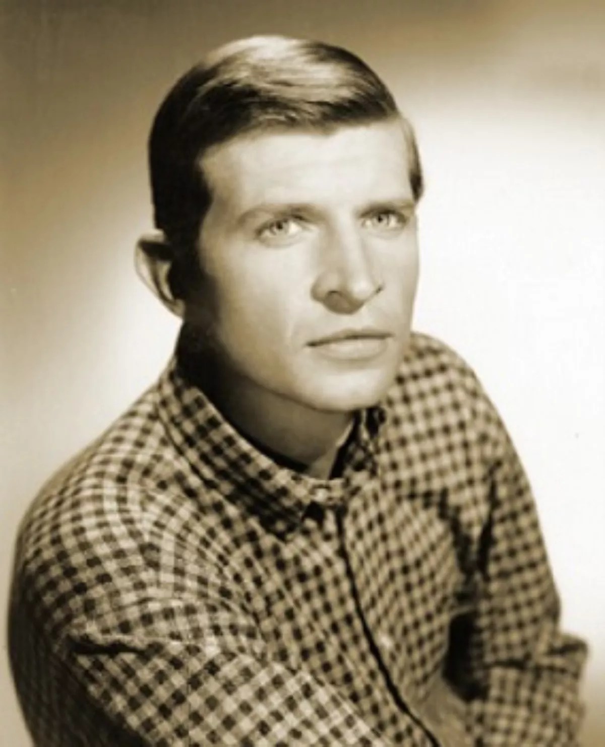 17 Facts About Tom Lester FactSnippet