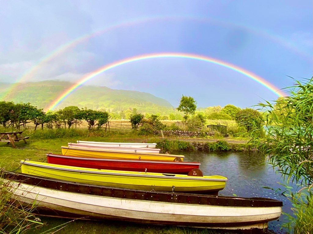 Boat Hire in Grasmere at the Faeryland Lake Book All Year