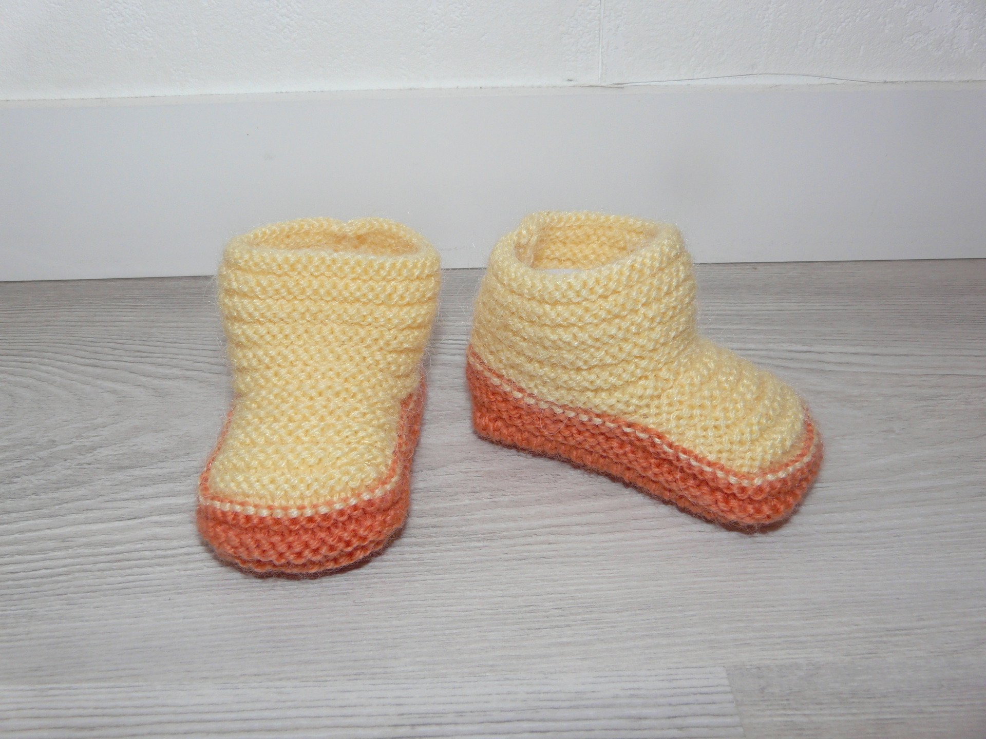 Chaussons bébé 36 mois tricot fait main cadeau
