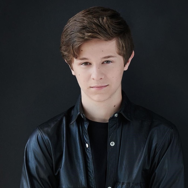 Graham Verchere Height Age Weight Wiki Biography & Net Worth(017)