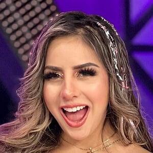 Datsy Acuña - Age, Bio, Family | Famous Birthdays