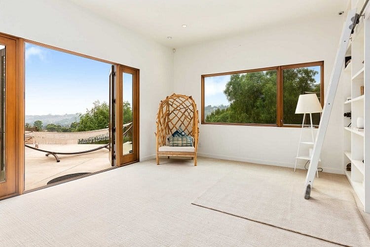 Check Out this Beautiful House the Hemsworth Brothers Just Sold in Malibu