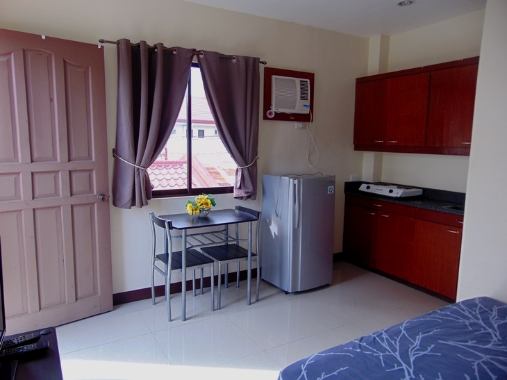 Commercial House SemiFurnished located in Capitol Site, Cebu City