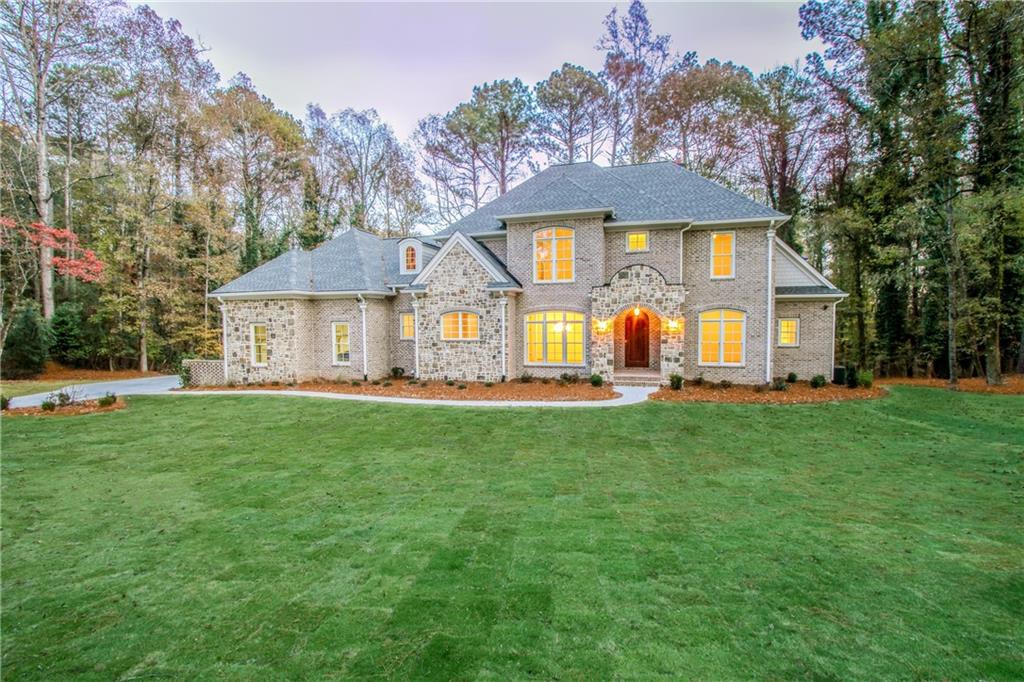 8201 Hewlett Road, Sandy Springs, 30350 Farmhouse Realty