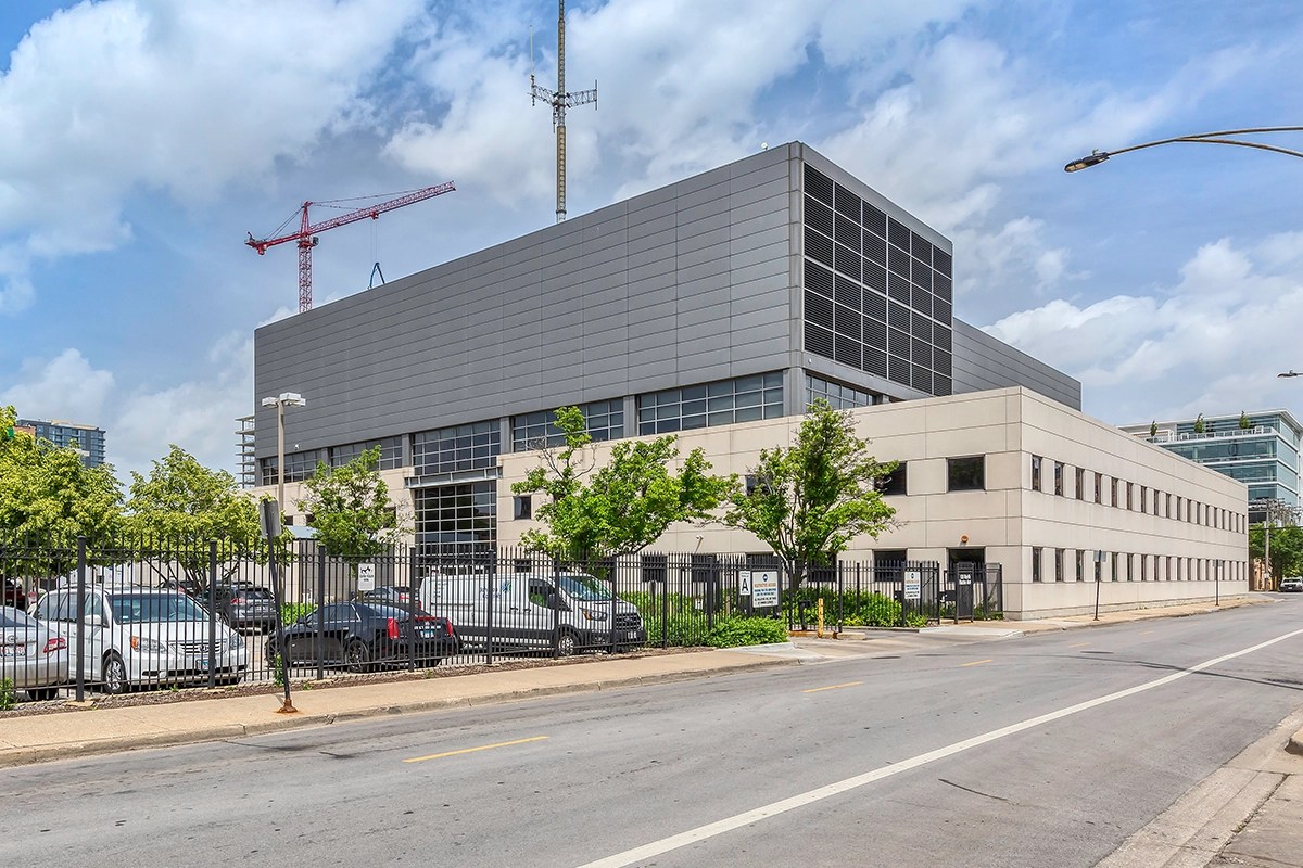 120 N Racine Farpoint