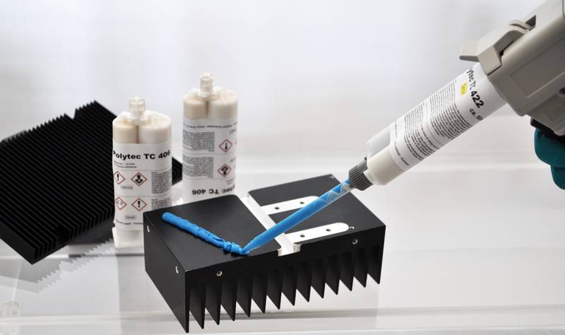New thermally conductive adhesive for manual applications Fastener