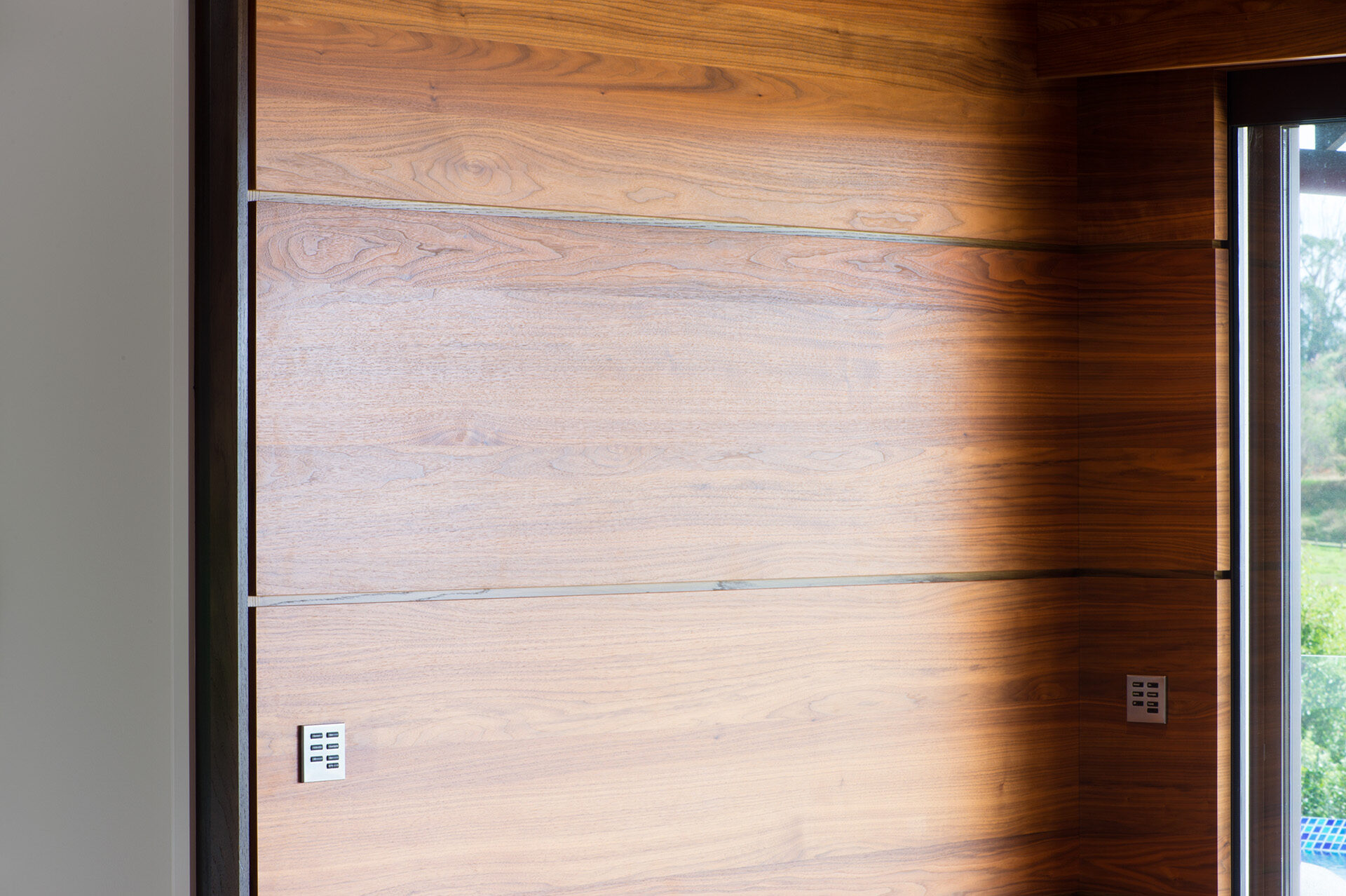 Private Residence, Auckland, New Zealand Fastmount™ Panel Mounting